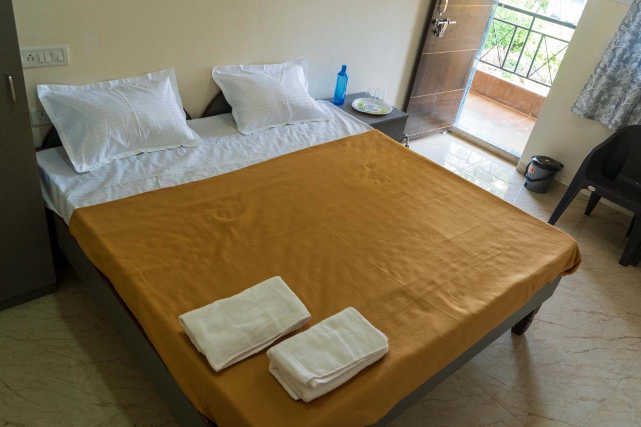 Anandvan Beach Resort Алібаґ Екстер'єр фото